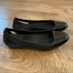 Crocs Closed Toed Black Ballet Flats, Women’s size 11